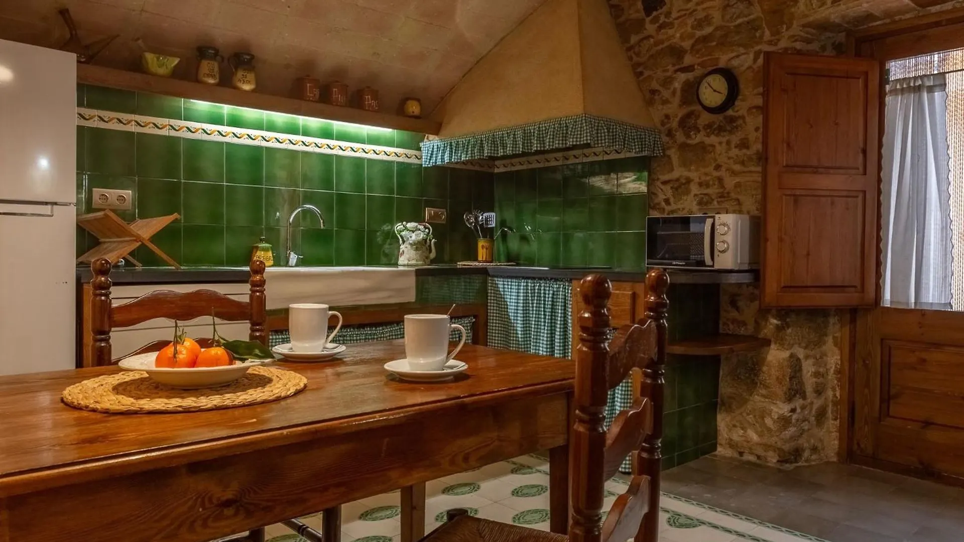 Casas Rurales 9 Km De L'Escala La Tallada